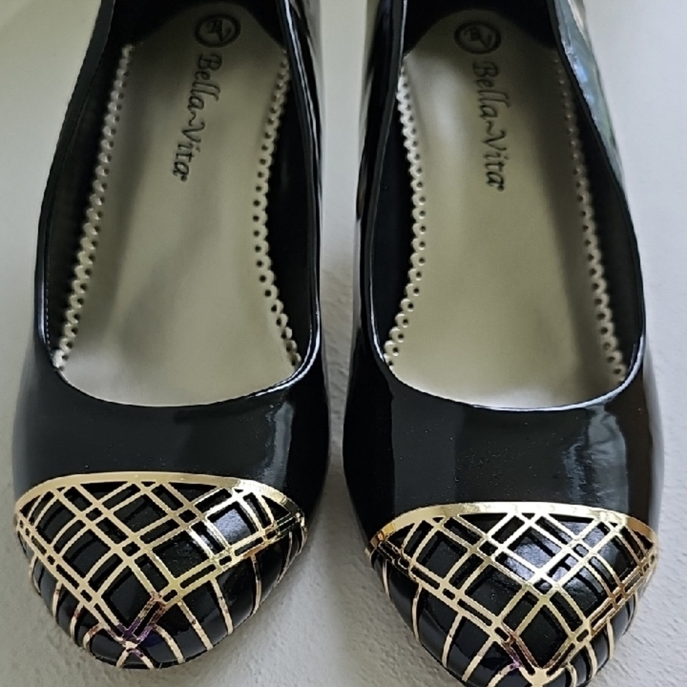 Bella Vita Patent Leather Heels